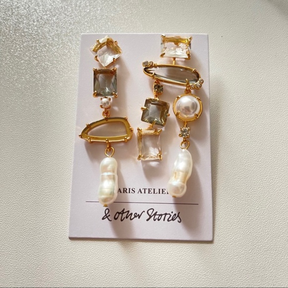 & Other Stories Pearl Earrings✨ - Picture 1 of 3